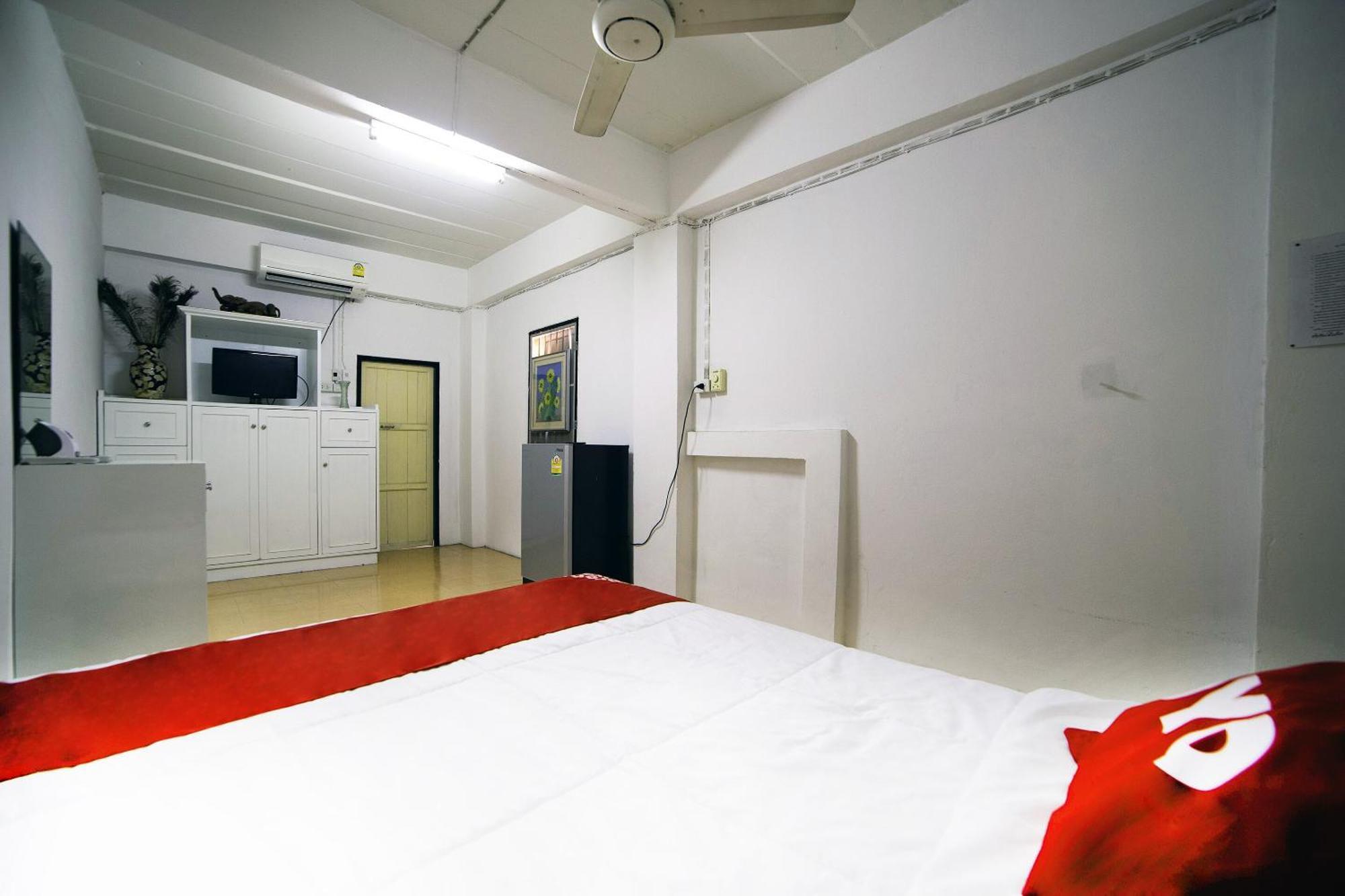 Oyo 560 Chang Hostel Suvarnabhumi Bangkok Exteriér fotografie